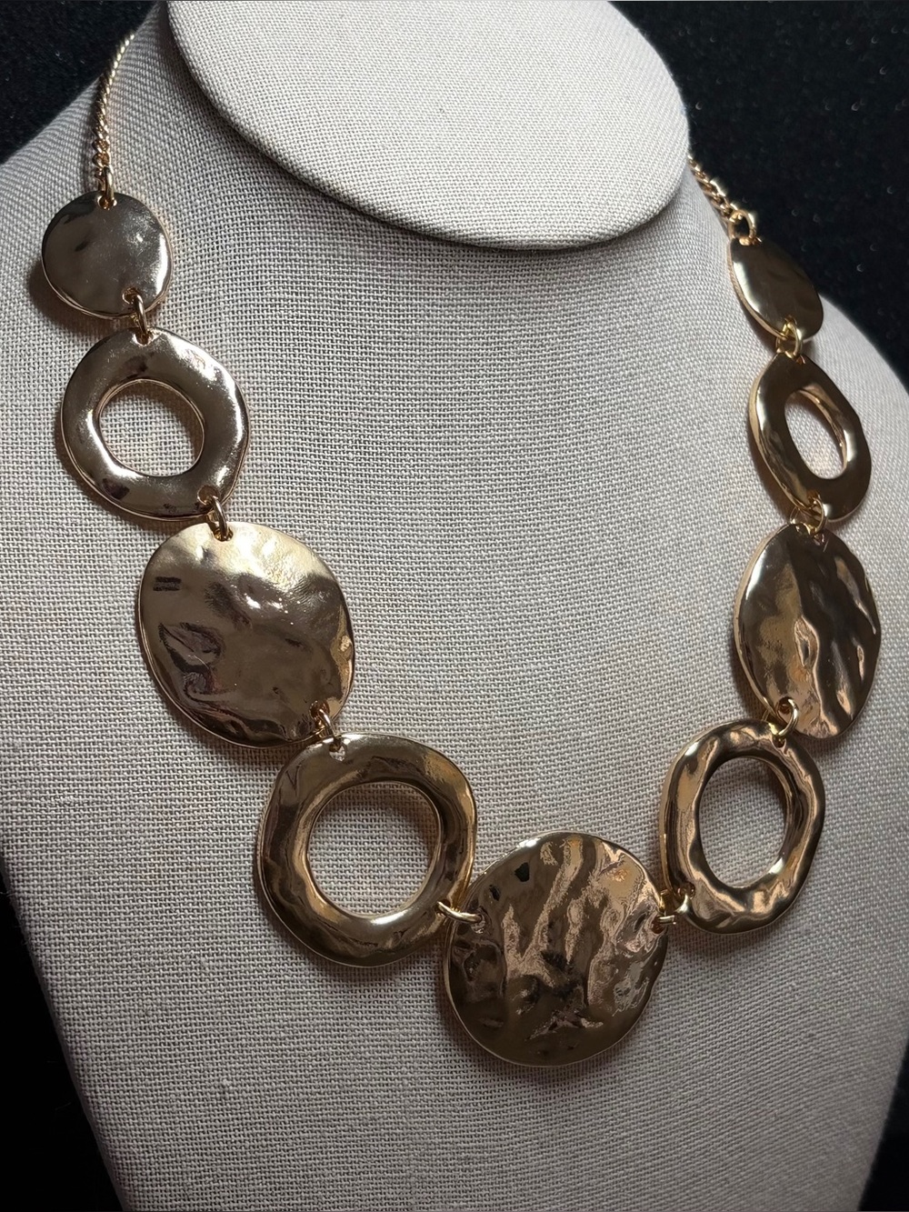 Modern Gold Textured Circle Link Necklace